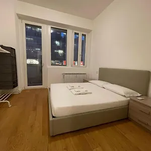 Farolfi Corso Di Porta Vittoria Apartamento