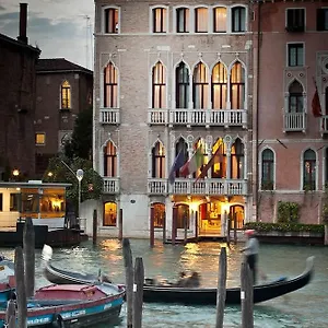 Pesaro Palace **** Venedig