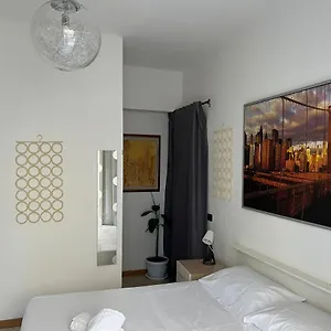 In Piazza Puccini Apartamento