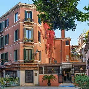 La Fenice Et Des Artistes *** Venedig